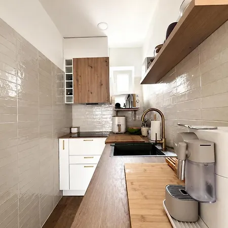 Ferienhaus Blue House Sta Cruz - Charm 5min From The *